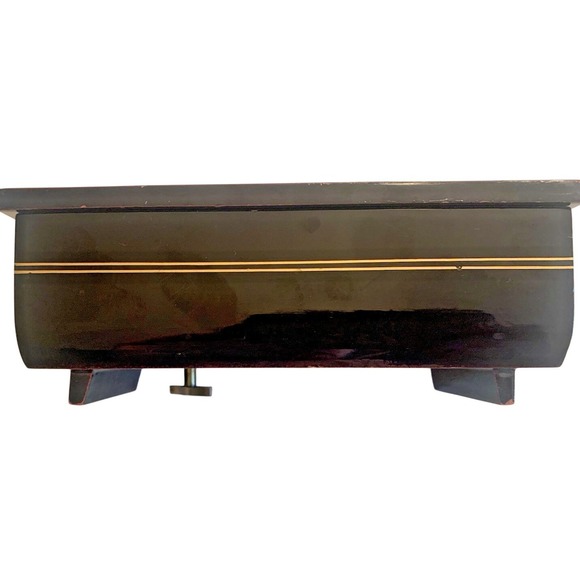 Yutaka Lacquerware Floral Metal Relief Music Jewelry Box Japan #2002 Black Gold - Picture 2 of 7